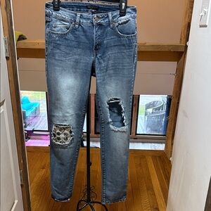 Signature Studio Women's Blue Ripped Slim Jeans